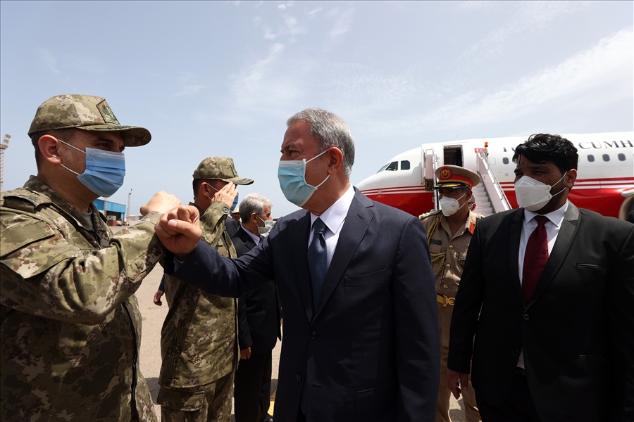Millî Savunma Bakanı Hulusi Akar Libya'da